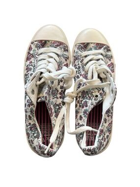 Jack Wills Paisley Print Canvas Sneakers - White/Pink